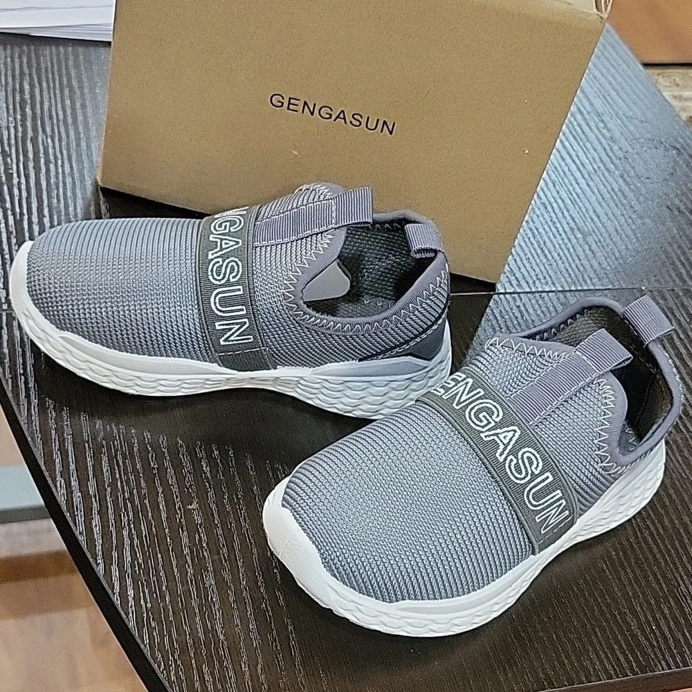 Gengasun gray toddler boys girls lightweight breathable mesh sport shoe…sz 8 NEW